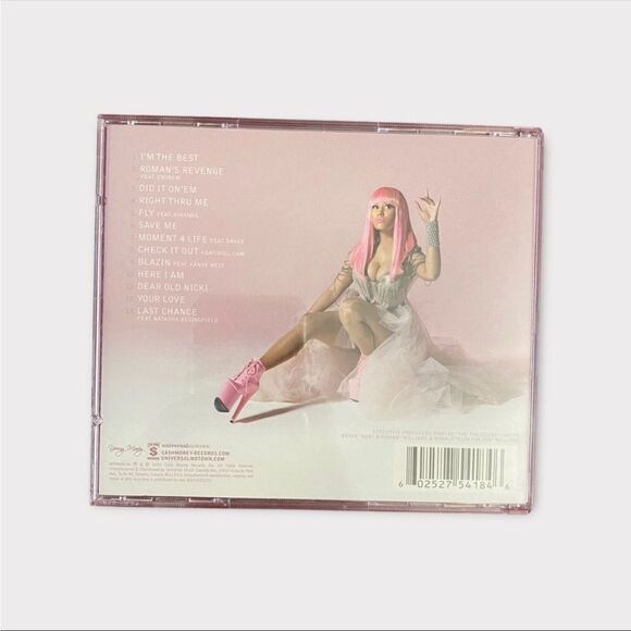 Nicki Minaj - Pink Friday CD - Picture 2 of 4